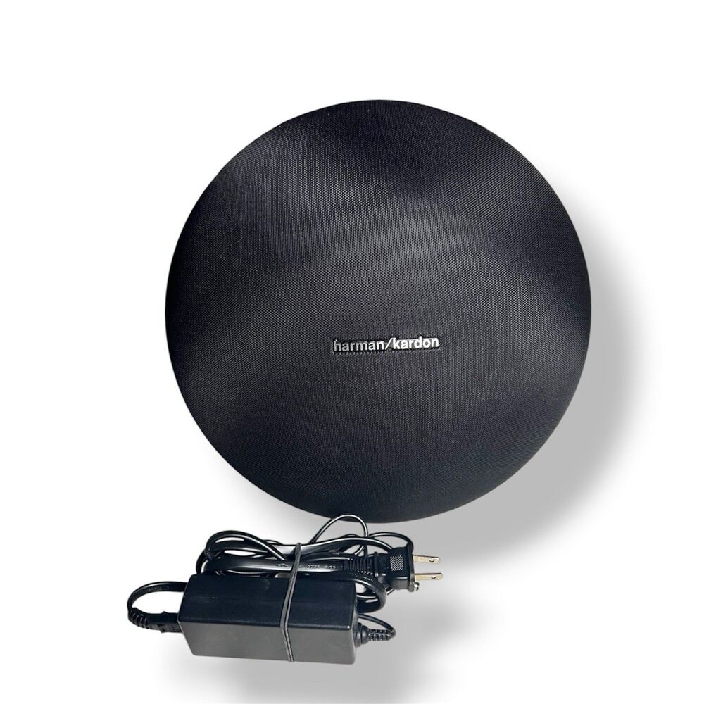 Harman Kardon Onyx Studio 4 Portable Bluetooth Speaker - New, Box Damage